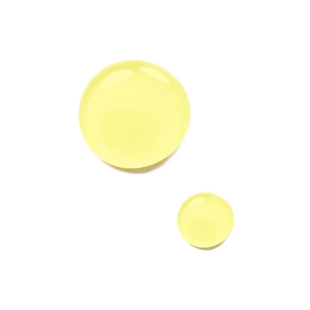 Ce sérum purifiant cible efficacement les impuretés et la congestion, tout en aidant à minimiser l’apparence des pores.