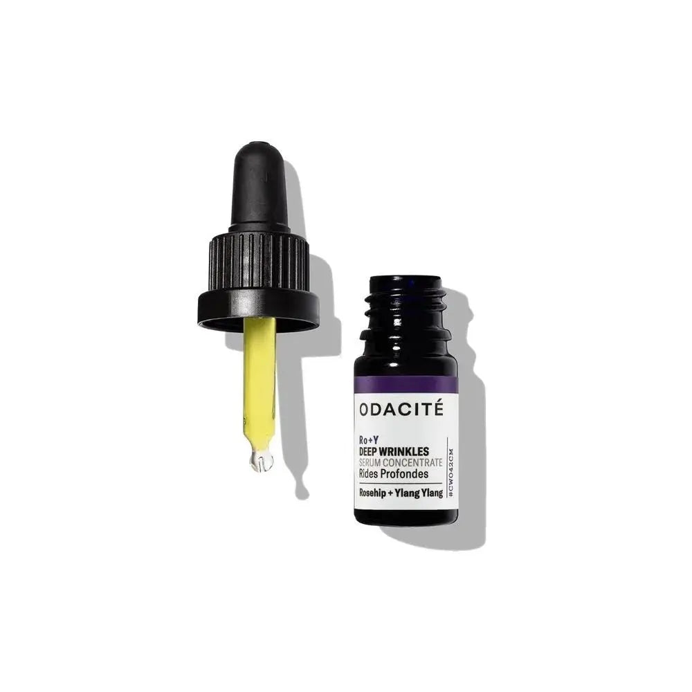 Infusé d’actifs biologiques d’exception, ce Sérum Concentré nourrit la peau, la repulpe et la sublime tout en lissant les rides profondes. Sa synergie de rose musquée régénérante et d’ylang-ylang, aux vertus antioxydantes, préserve l’éclat et la jeunesse du teint.
