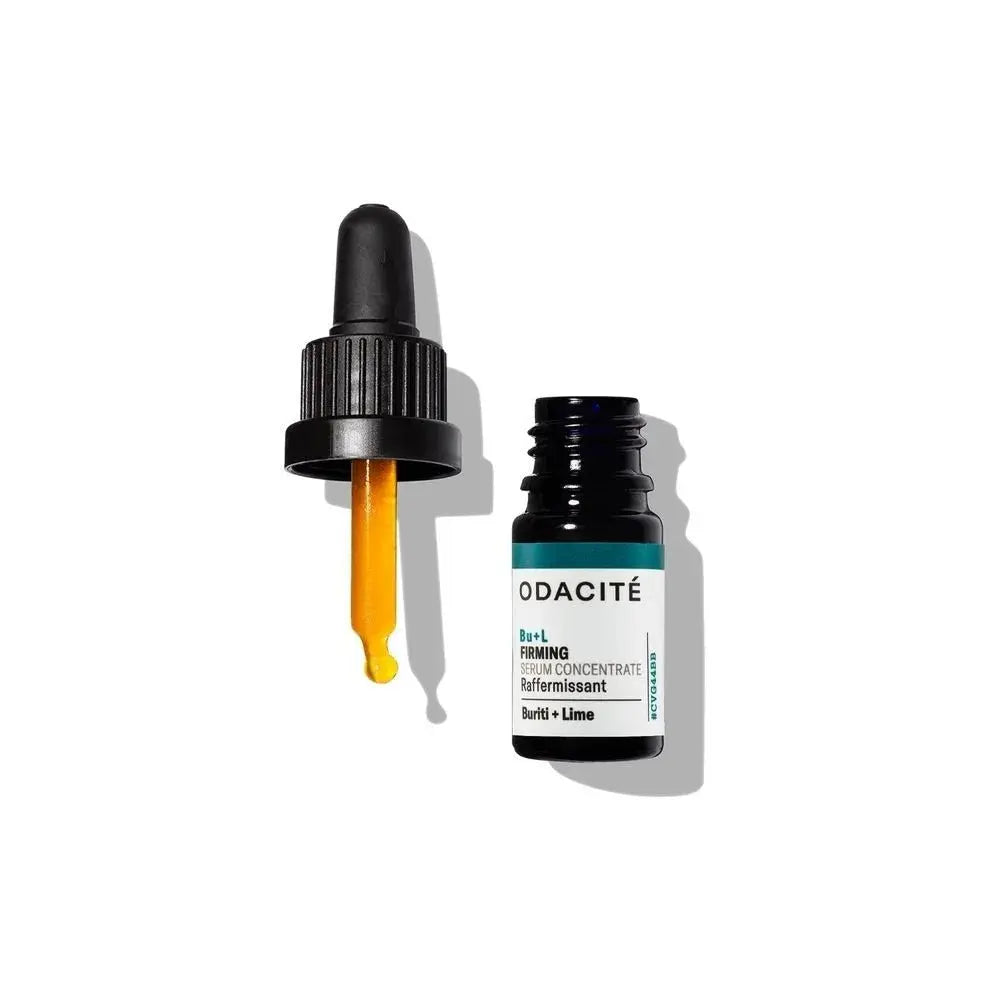 Ce sérum haute performance aide la peau à paraître plus tonique et raffermie, grâce au Bêta-Carotène et à un complexe rare de fruits amazoniens.