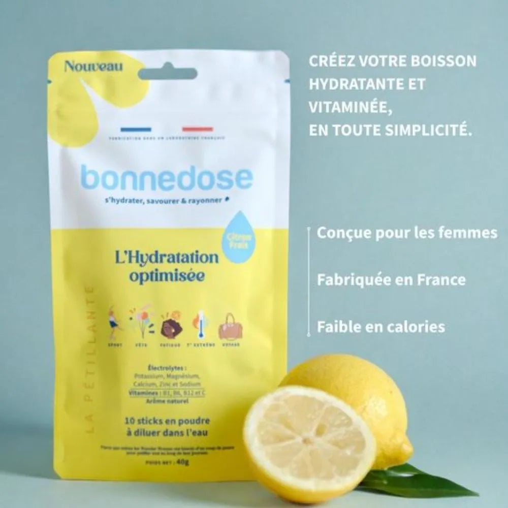 Les sticks Bonne Dose sont une solution complète d'hydratation, spécialement conçus pour les femmes. Leurs principaux atouts :

Électrolytes essentiels : sodium, potassium, magnésium, zinc, calcium
Vitamines : B1, B12 et C pour booster l'énergie et B6 pour réguler l'activité hormonale
Sans conservateur et sans colorant
Sans agent effervescent
1 stick en poudre Bonne Dose = 2 pastilles d'hydratation&nbsp;
