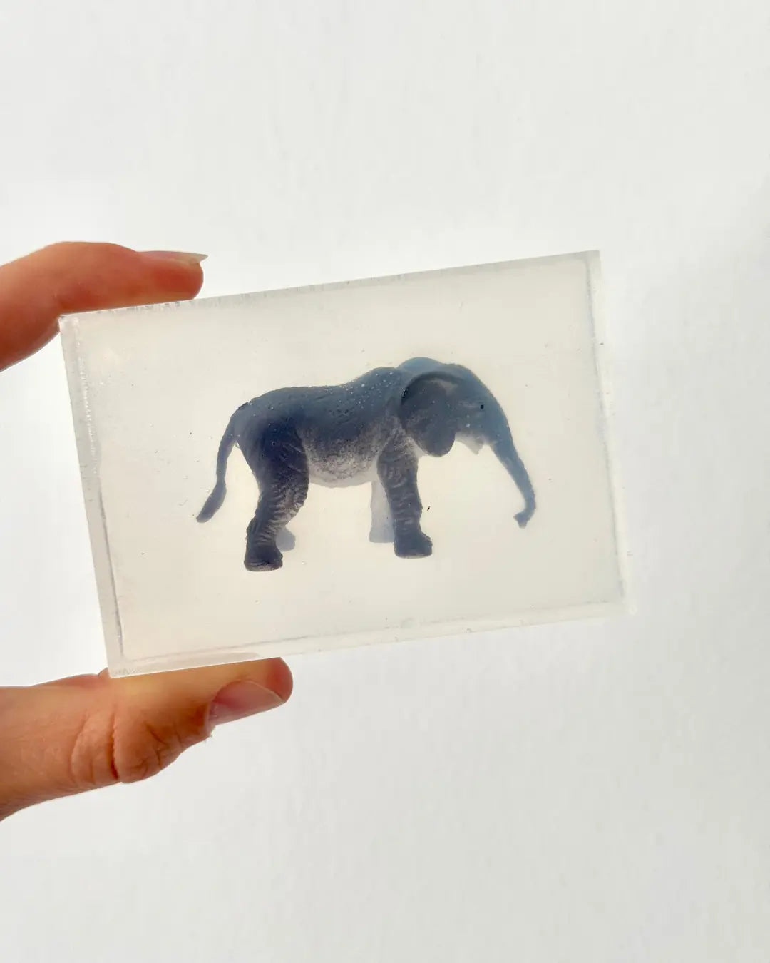 Savon Éléphant avec Surprise - Savon Enfant Fait Main en France Soap Hit