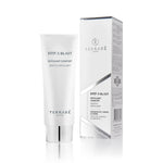 L’Exfoliant Confort élimine impuretés, cellules mortes et excès de sébum tout en resserrant les pores. La poudre d’abricot exfolie le visage en douceur tandis que l’extrait de papaye et l’huile de noyau d’abricot, aux propriétés nourrissantes, associés au Complexe exclusif HTP-3®, apportent confort et souplesse à la peau.

Tube de 100ml.

