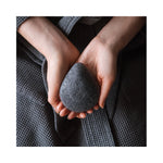 Plic : Eponge Konjac Charbon de bambou - Visage - Purifiante