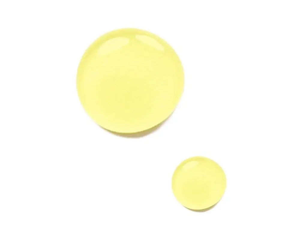 Ce sérum purifiant cible efficacement les impuretés et la congestion, tout en aidant à minimiser l’apparence des pores.