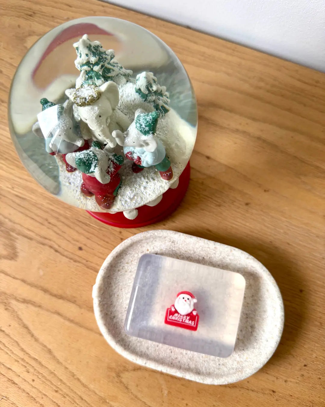 Savon Père Noël avec Surprise - Cadeau Noël Enfant Fait Main en France Soap Hit