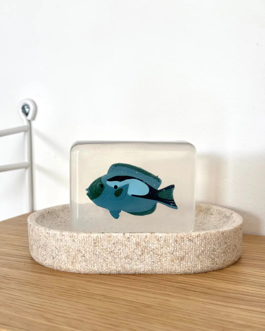 Savon Poisson Coloré avec Surprise - Savon Enfant Fait Main en France Soap Hit