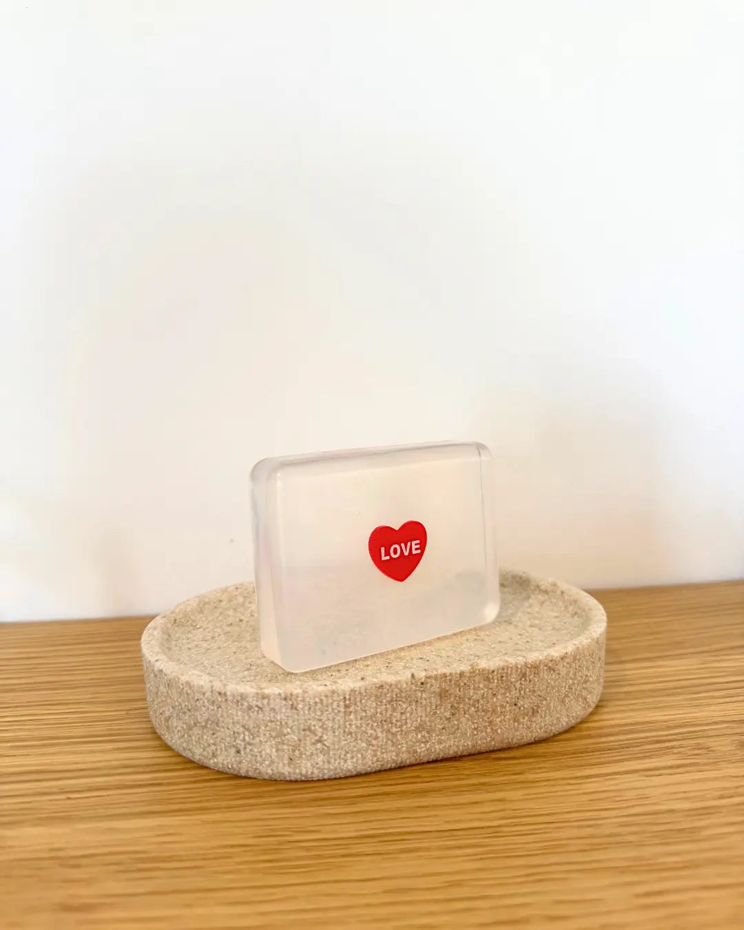 Savon Surprise Love Coeur Rouge - Cadeau Saint-Valentin Fait Main en France Soap Hit