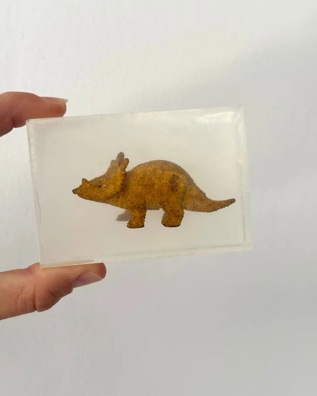 Savon Tricératops Dinosaure avec Surprise - Savon Dinosaure Enfant Fait Main en France Soap Hit