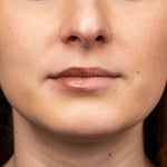 Un Baume à Lèvres Teinté Nude à l'Arôme Gourmand de Noisette