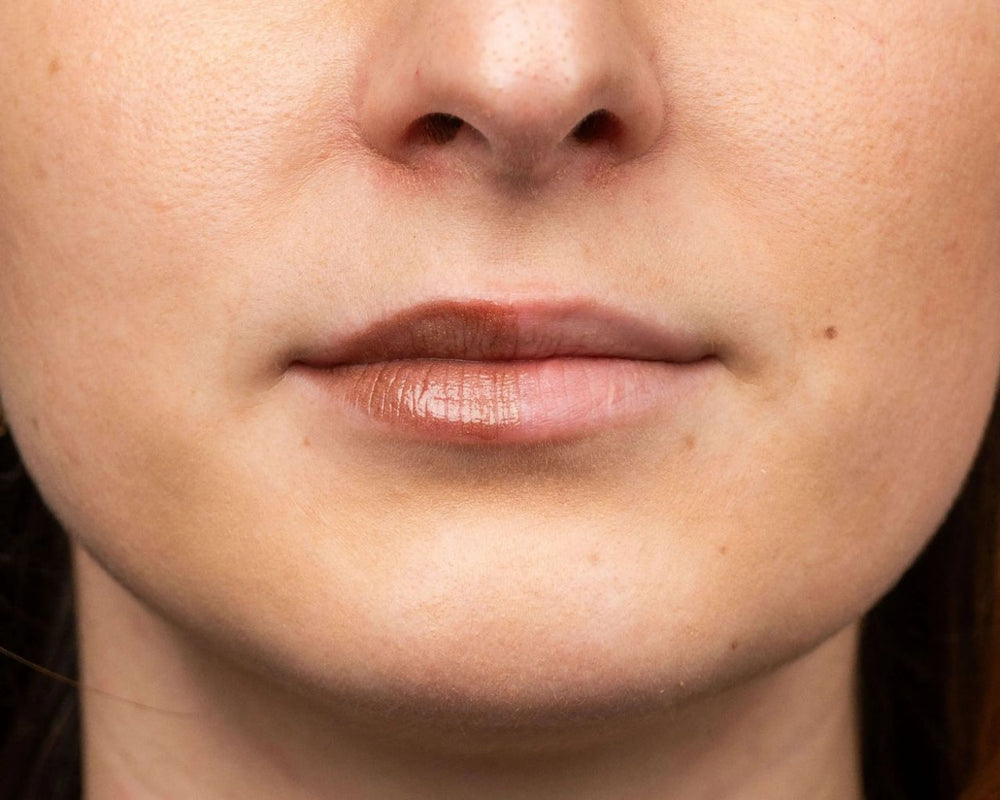 Un Baume à Lèvres Teinté Nude à l'Arôme Gourmand de Noisette